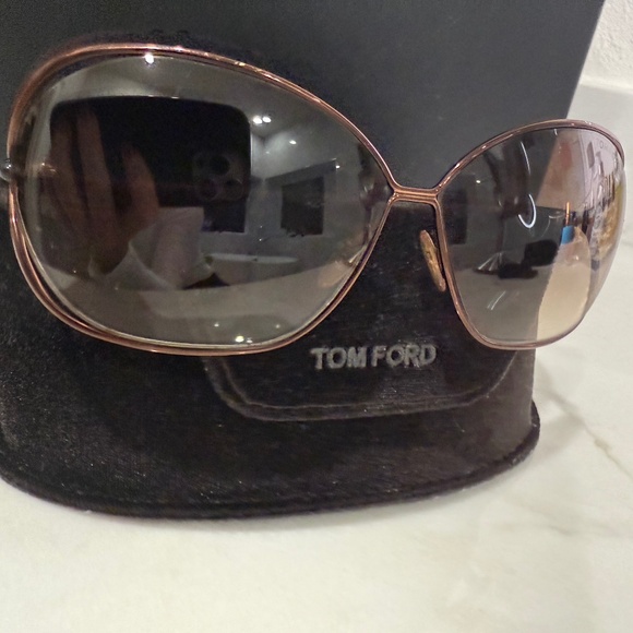 Tom Ford Accessories - Tom Ford Carla Sunglasses
